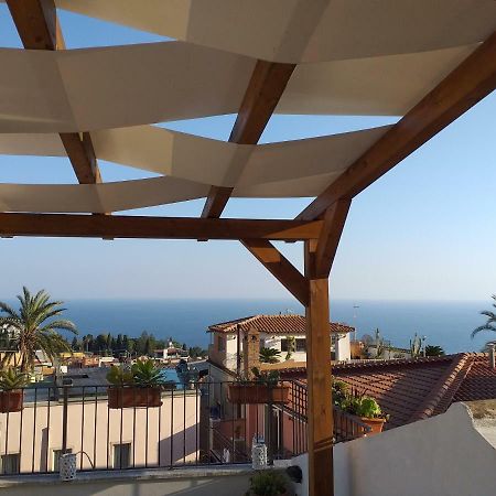 Casa Gio Apartment Таормина Екстериор снимка