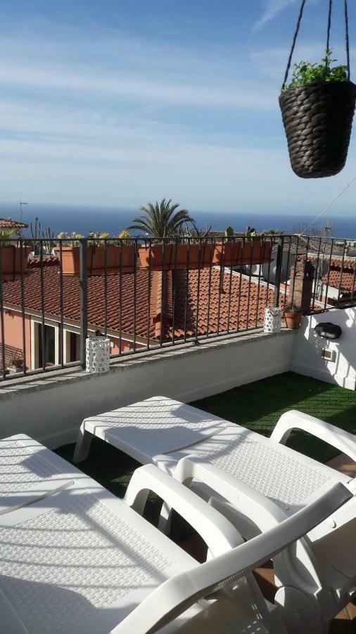 Casa Gio Apartment Таормина Екстериор снимка
