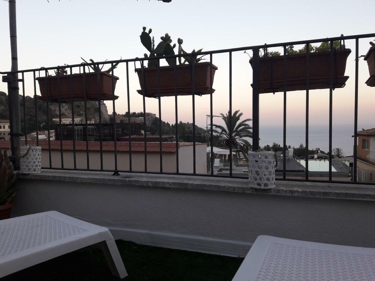 Casa Gio Apartment Таормина Екстериор снимка