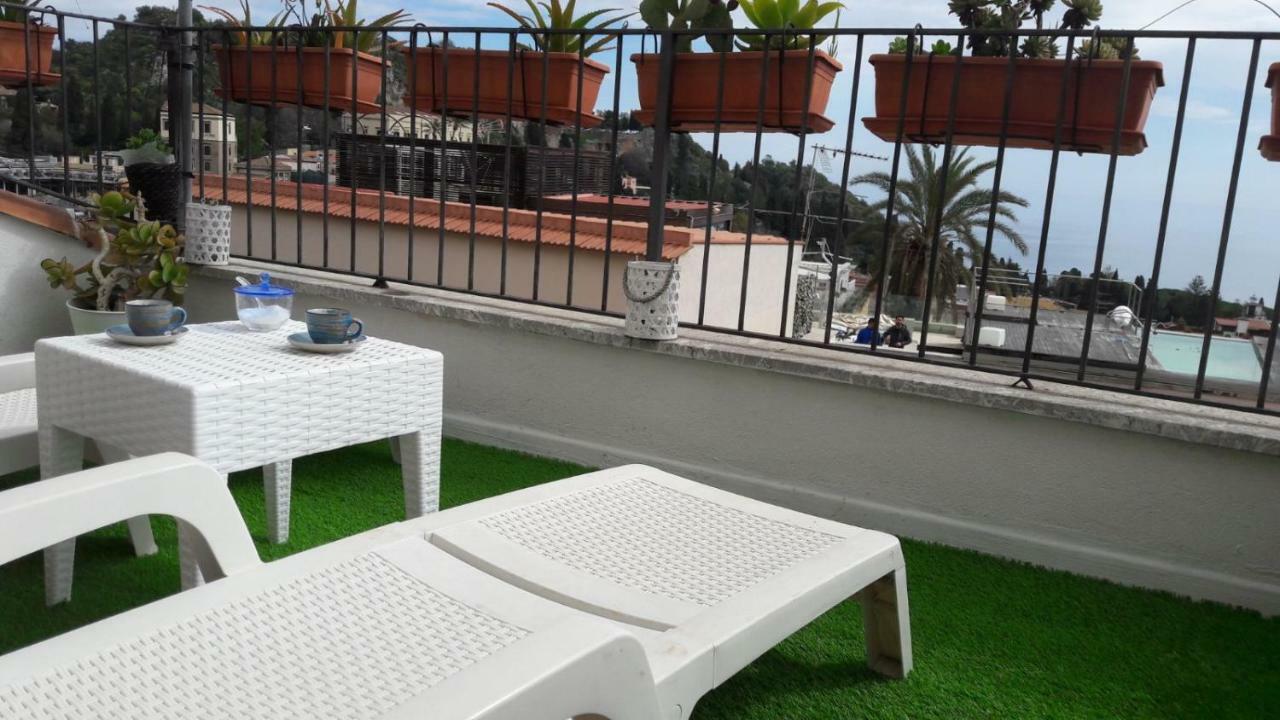 Casa Gio Apartment Таормина Екстериор снимка